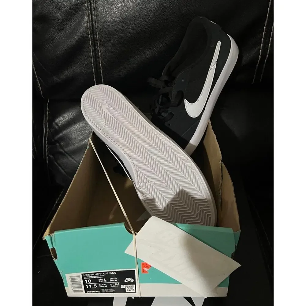 Nike SB Heritage Unisex Vulc Skate Shoe